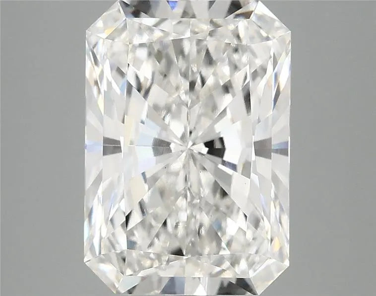 4.08ct Radiant Lab Grown Diamond (Colour F, Clarity VS1, IGI Certified)