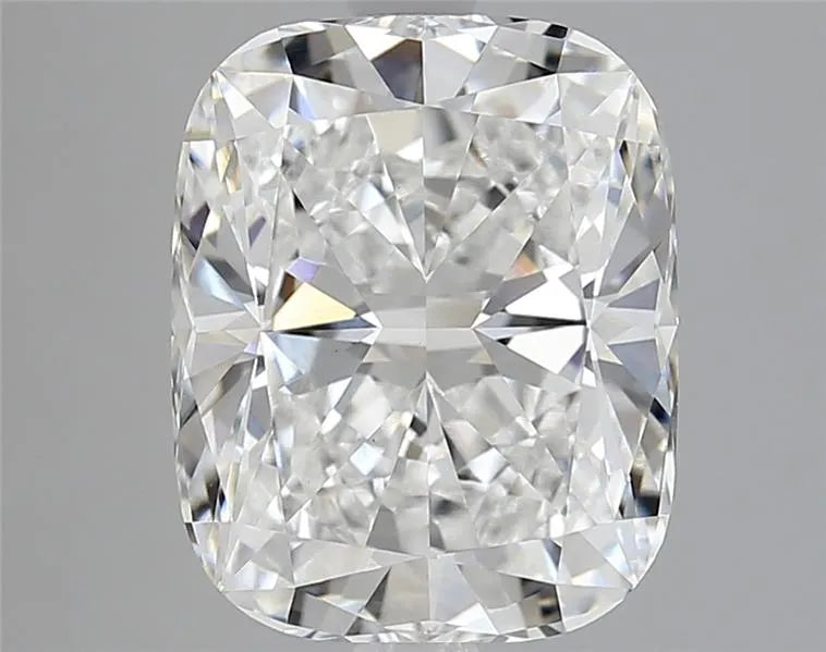 4.09ct Cushion modified Lab Grown Diamond (Colour E, Clarity VVS2, IGI Certified)