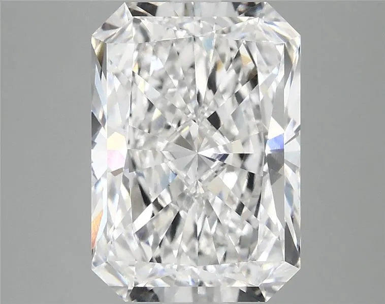 4.09ct Radiant Lab Grown Diamond (Colour E, Clarity VS1, IGI Certified)