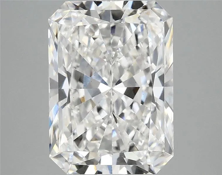 4.09ct Radiant Lab Grown Diamond (Colour E, Clarity VS2, IGI Certified)