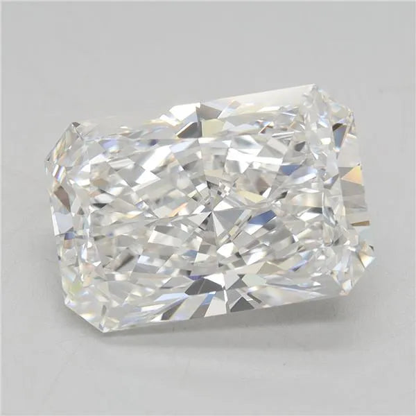 4.09ct Radiant Lab Grown Diamond (Colour F, Clarity VVS2, GIA Certified)