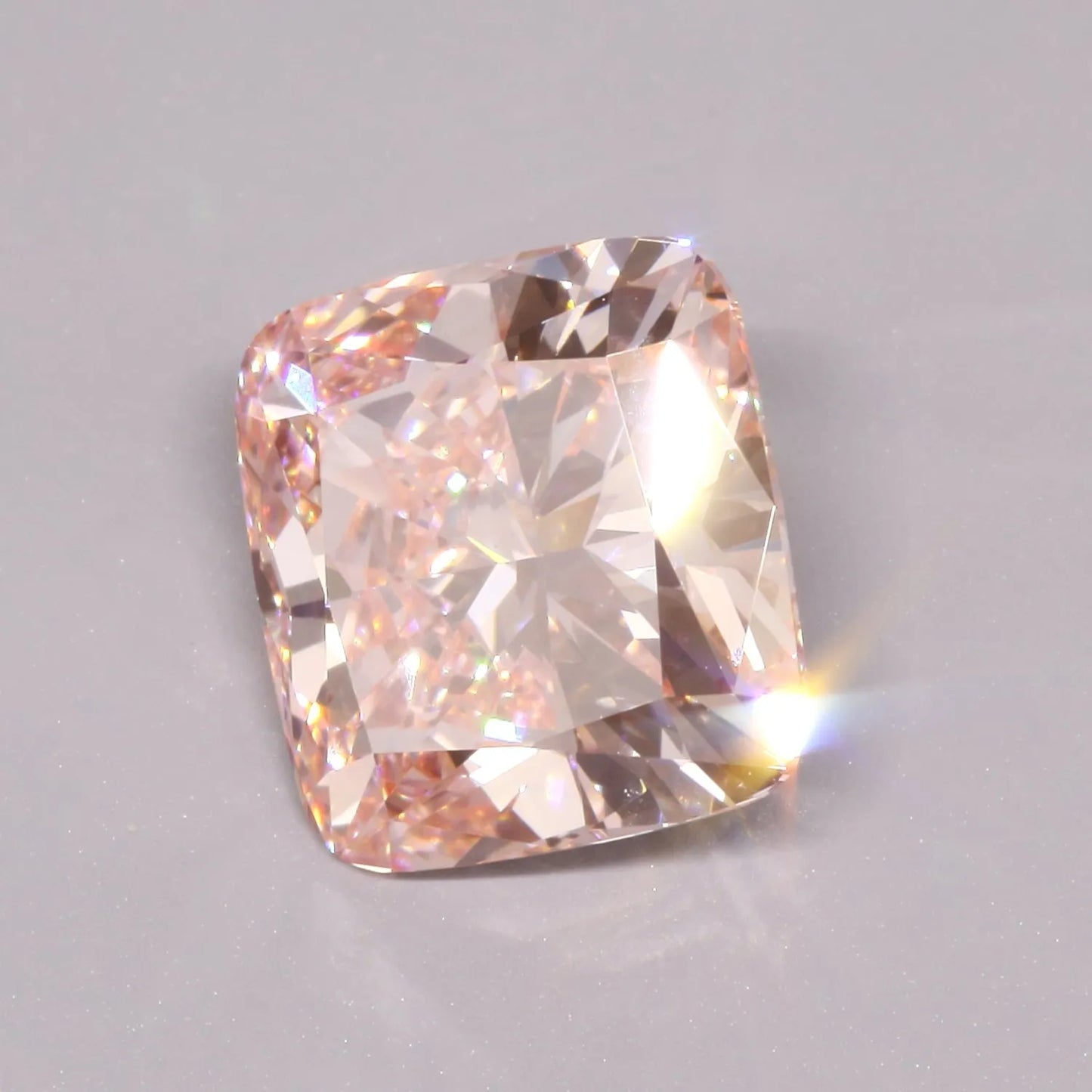 4.10ct Cushion modified Lab Grown Diamond (Colour Fancy Vivid Pink, Clarity VVS2, IGI Certified)
