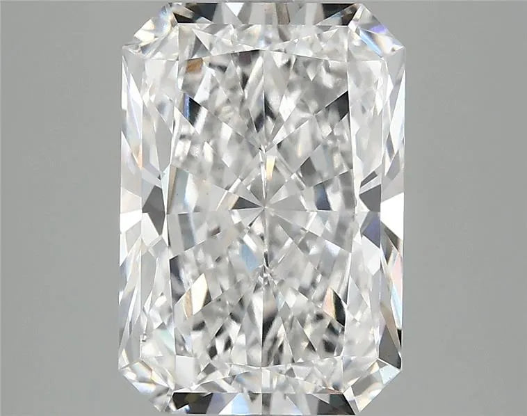 4.10ct Radiant Lab Grown Diamond (Colour E, Clarity VS1, IGI Certified)