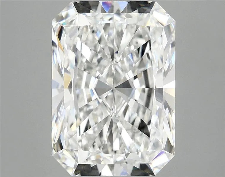 4.10ct Radiant Lab Grown Diamond (Colour E, Clarity VVS2, IGI Certified)