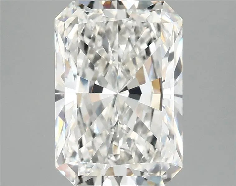 4.10ct Radiant Lab Grown Diamond (Colour F, Clarity VVS2, IGI Certified)