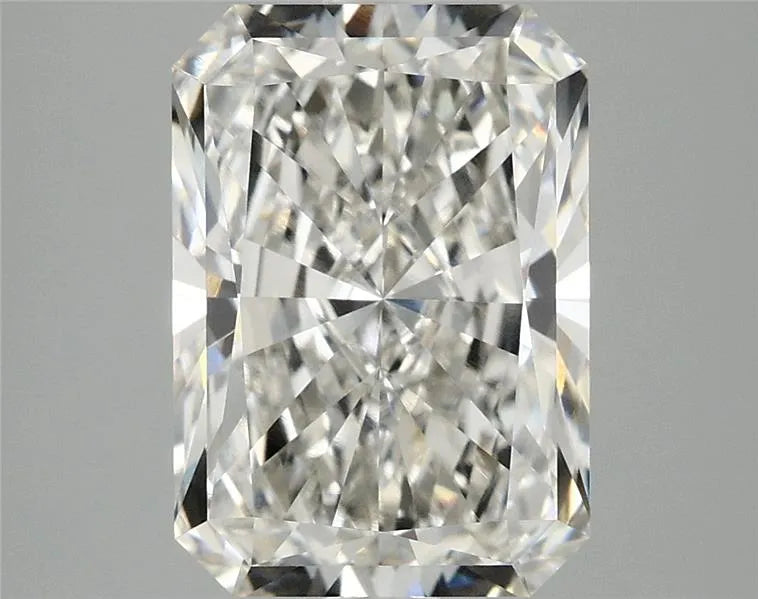 4.10ct Radiant Lab Grown Diamond (Colour G, Clarity VS1, IGI Certified)