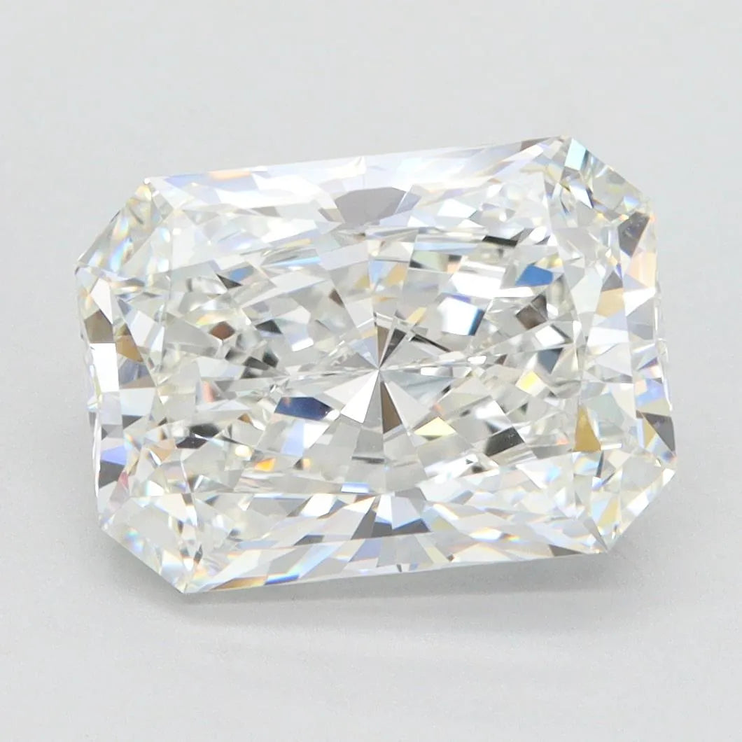 4.12ct Radiant Lab Grown Diamond (Colour G, Clarity VVS1, IGI Certified)