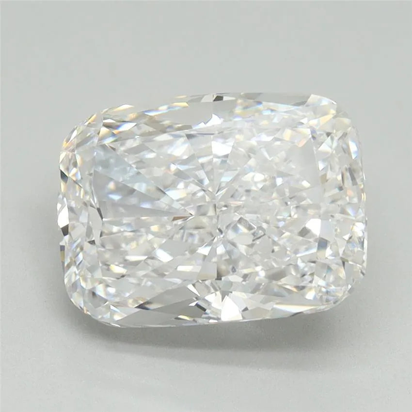 4.13ct Cushion brilliant Lab Grown Diamond (Colour D, Clarity VVS2, IGI Certified)