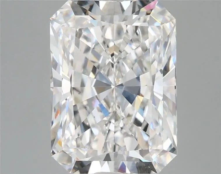 4.14ct Radiant Lab Grown Diamond (Colour F, Clarity VS1, IGI Certified)