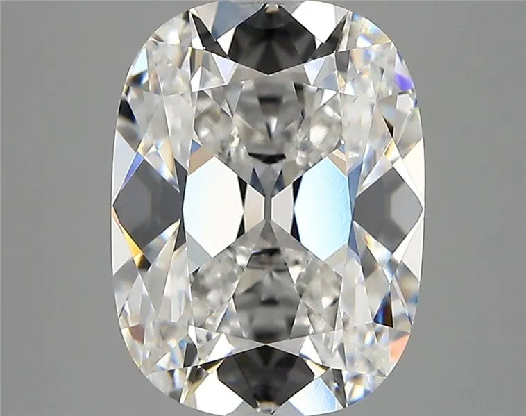 4.15ct Cushion modified Lab Grown Diamond (Colour D, Clarity VVS2, IGI Certified)