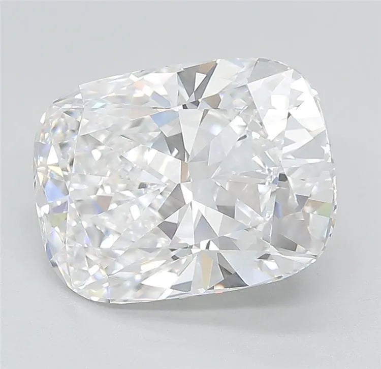 4.16ct Cushion modified Lab Grown Diamond (Colour D, Clarity VVS1, Cut EX, IGI Certified)