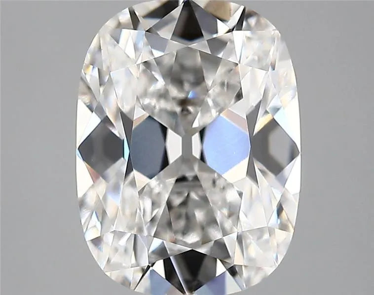 4.17ct Cushion modified Lab Grown Diamond (Colour E, Clarity VVS2, IGI Certified)