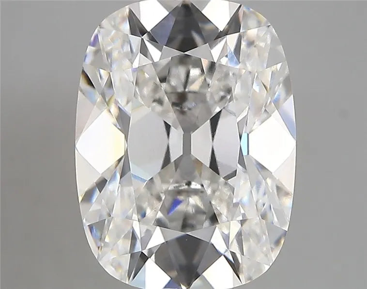 4.18ct Cushion modified Lab Grown Diamond (Colour E, Clarity VVS2, IGI Certified)