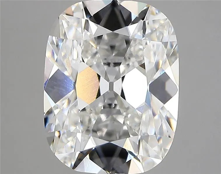 4.19ct Cushion modified Lab Grown Diamond (Colour F, Clarity VVS2, IGI Certified)