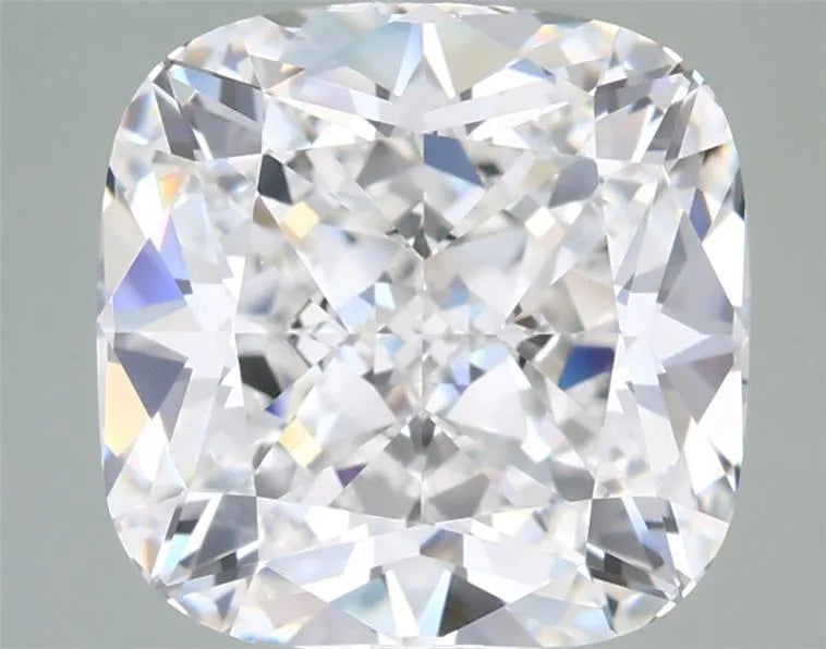 4.21ct Cushion modified Lab Grown Diamond (Colour E, Clarity VVS1, IGI Certified)