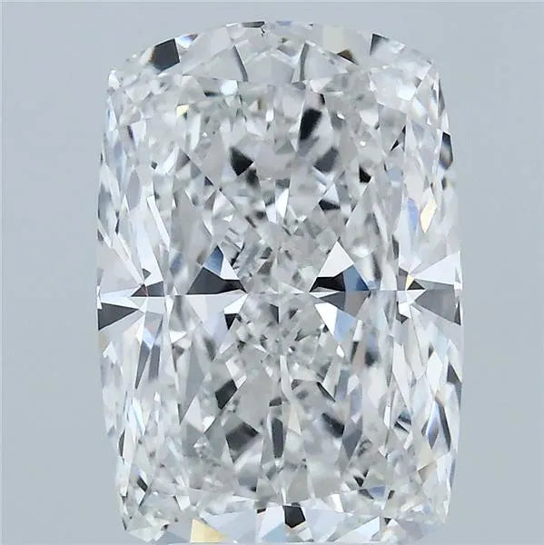 4.23ct Cushion modified Lab Grown Diamond (Colour E, Clarity VS1, IGI Certified)