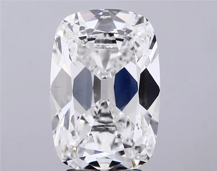 4.25ct Cushion brilliant Lab Grown Diamond (Colour E, Clarity VS1, IGI Certified)
