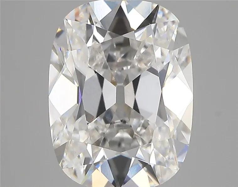 4.25ct Cushion modified Lab Grown Diamond (Colour E, Clarity VVS2, IGI Certified)