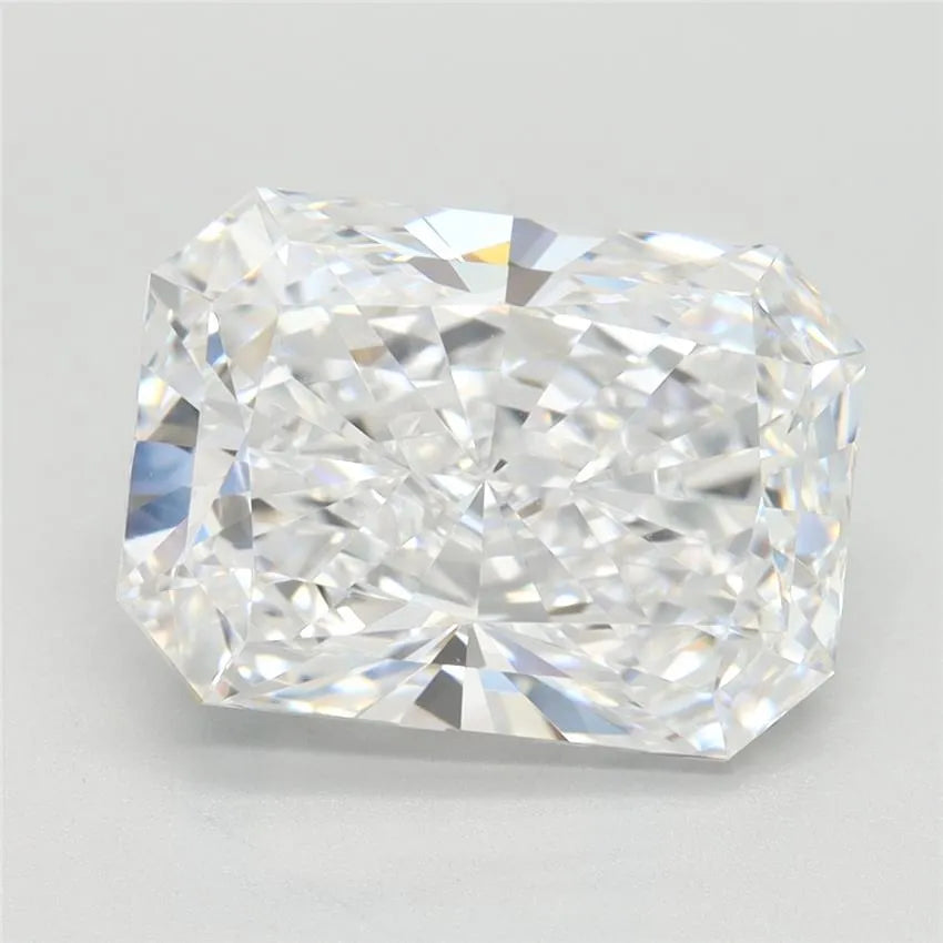 4.25ct Radiant Lab Grown Diamond (Colour D, Clarity VVS2, GIA Certified)