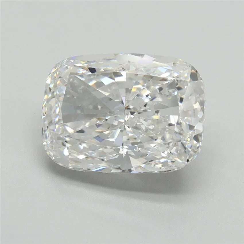 4.26ct Cushion brilliant Lab Grown Diamond (Colour D, Clarity VVS2, IGI Certified)