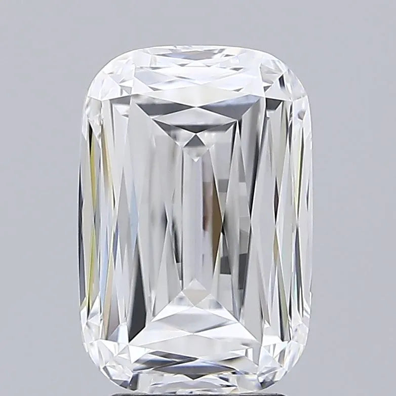 4.26ct Cushion modified Lab Grown Diamond (Colour D, Clarity VVS2, IGI Certified)