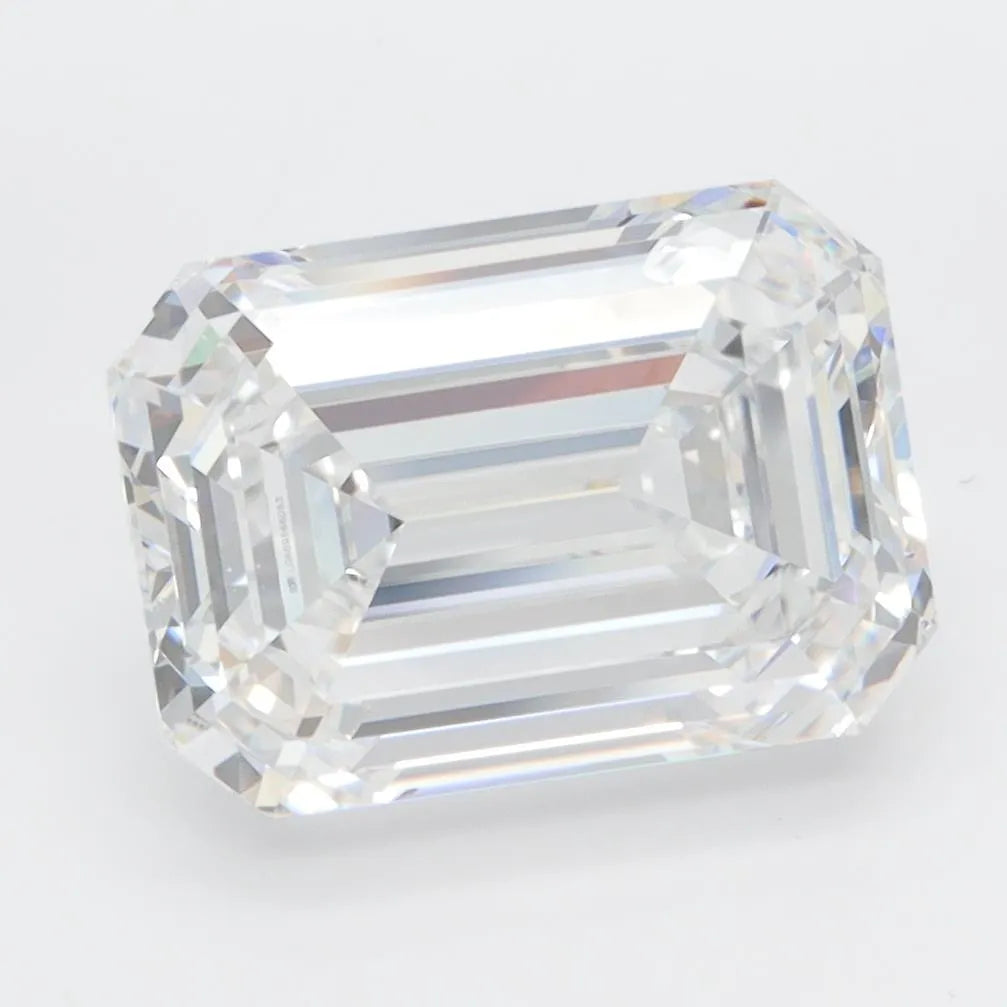 4.29ct Emerald Lab Grown Diamond (Colour D, Clarity VVS1, IGI Certified)