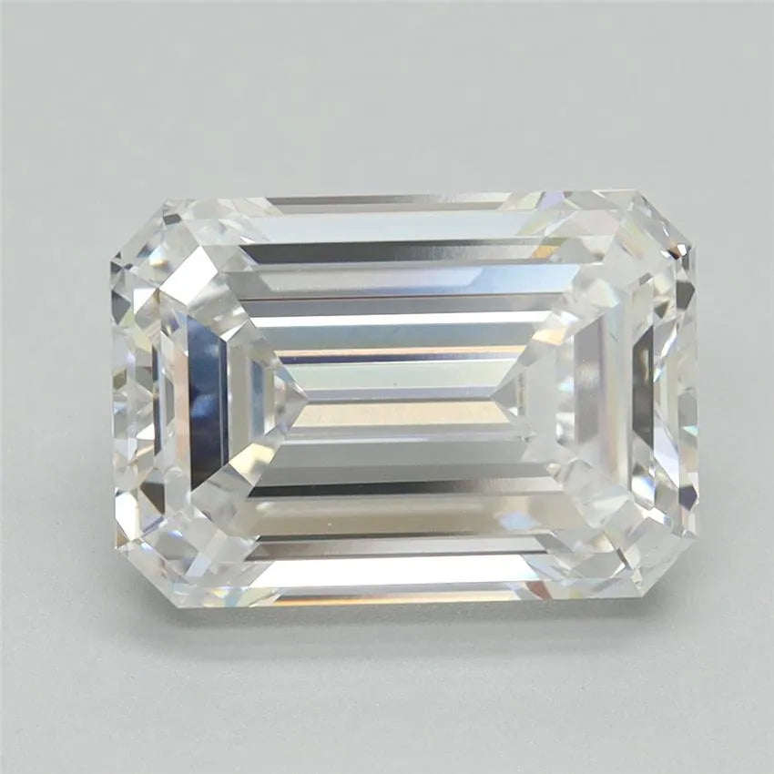 4.30ct Emerald Lab Grown Diamond (Colour D, Clarity VVS2, IGI Certified)