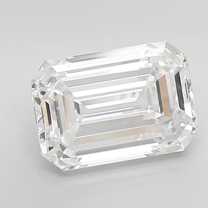 4.31ct Emerald Lab Grown Diamond (Colour D, Clarity VVS2, Cut EX, IGI Certified)