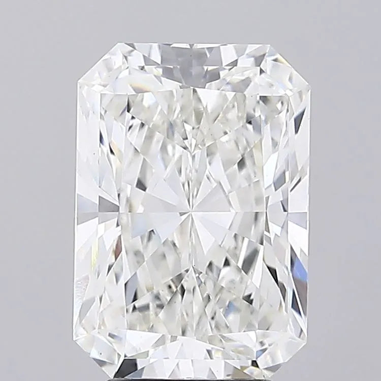 4.33ct Radiant Lab Grown Diamond (Colour G, Clarity VVS2, IGI Certified)