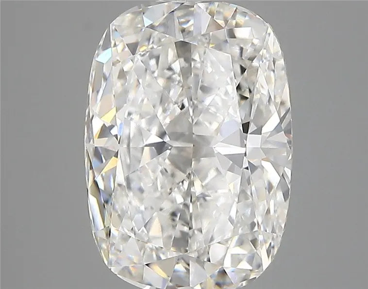 4.34ct Cushion modified Lab Grown Diamond (Colour F, Clarity VVS2, IGI Certified)