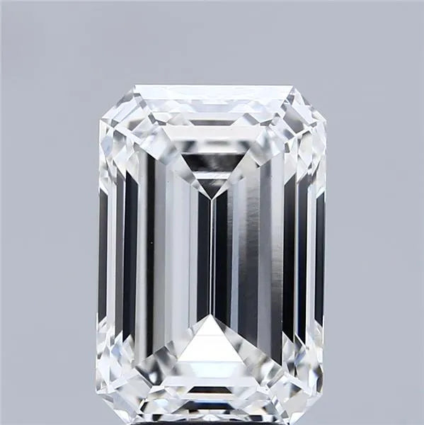 4.34ct Emerald Lab Grown Diamond (Colour E, Clarity VVS2, IGI Certified)