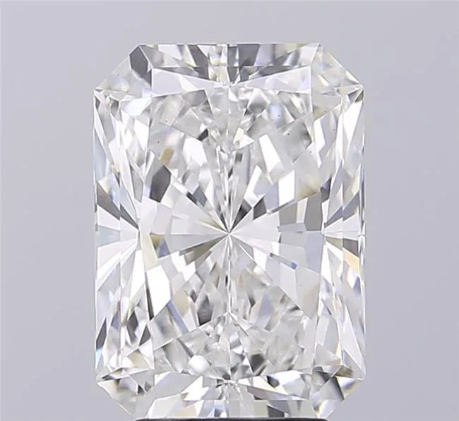 4.34ct Radiant Lab Grown Diamond (Colour E, Clarity VS1, IGI Certified)