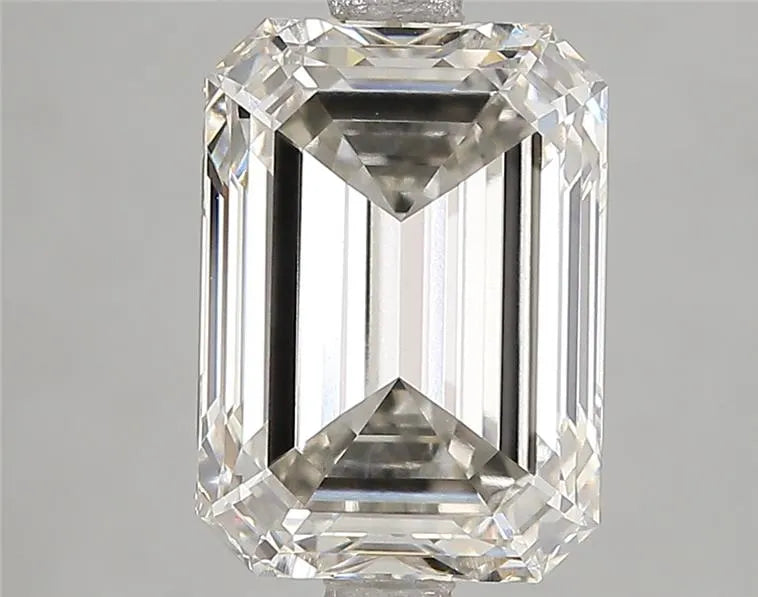 4.35ct Emerald Lab Grown Diamond (Colour I, Clarity VS2, IGI Certified)