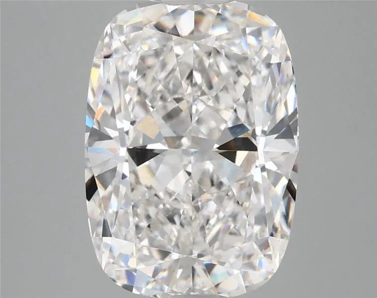 4.38ct Cushion modified Lab Grown Diamond (Colour F, Clarity VVS2, IGI Certified)
