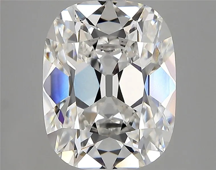4.40ct Cushion modified Lab Grown Diamond (Colour E, Clarity VVS2, IGI Certified)