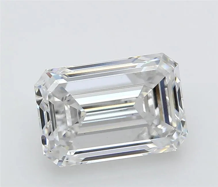 4.40ct Emerald Lab Grown Diamond (Colour D, Clarity VVS2, IGI Certified)
