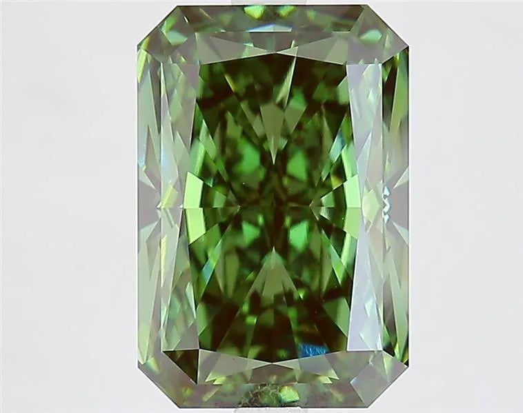 4.41ct Radiant Lab Grown Diamond (Colour Fancy Vivid Green, Clarity VVS2, IGI Certified)
