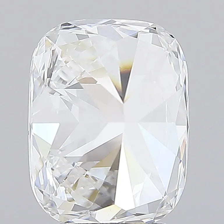 4.42ct Cushion modified Lab Grown Diamond (Colour D, Clarity VVS2, IGI Certified)