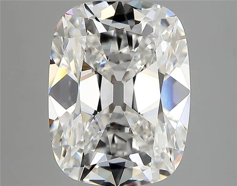 4.43ct Cushion modified Lab Grown Diamond (Colour E, Clarity VVS2, IGI Certified)