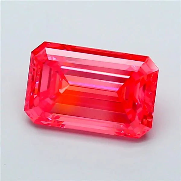 4.44ct Emerald Lab Grown Diamond (Colour Fancy Vivid Pink, Clarity VS1, IGI Certified)