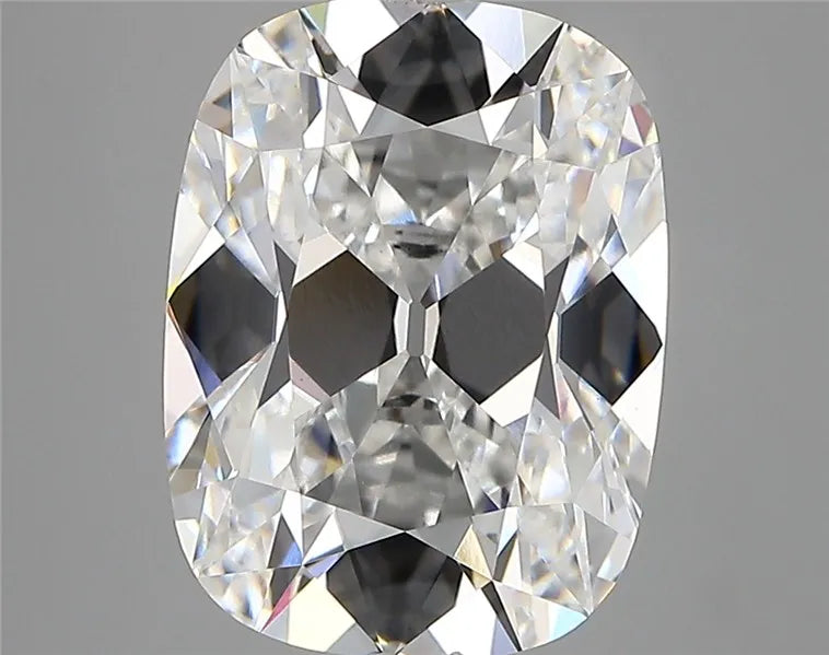 4.45ct Cushion modified Lab Grown Diamond (Colour E, Clarity VVS2, IGI Certified)