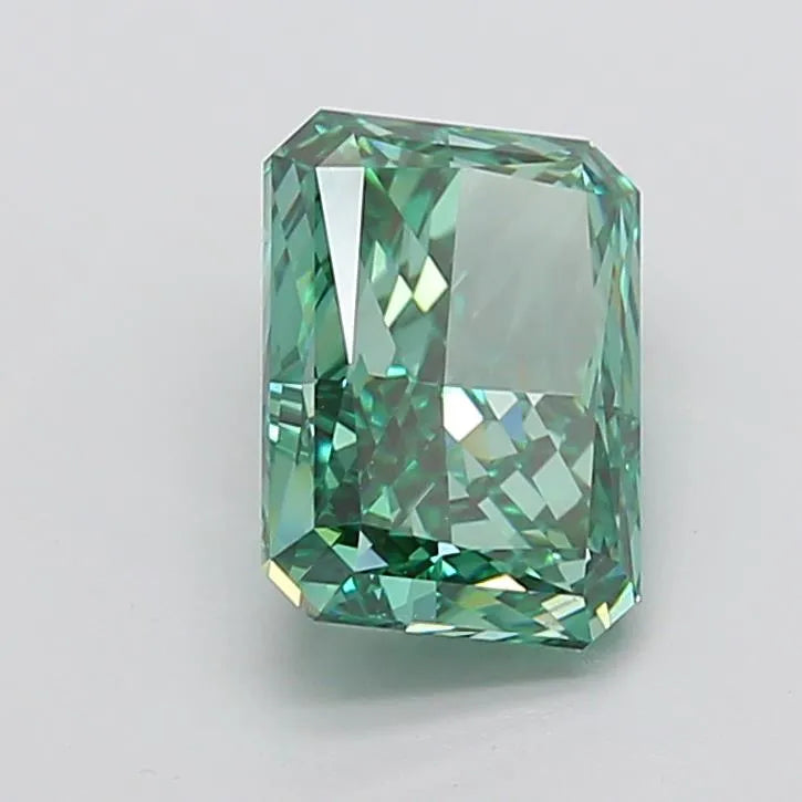 4.50ct Radiant Lab Grown Diamond (Colour Fancy Vivid Green, Clarity VVS2, IGI Certified)