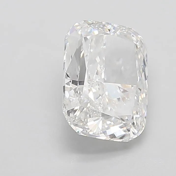 4.52ct Cushion modified Lab Grown Diamond (Colour E, Clarity VVS2, IGI Certified)