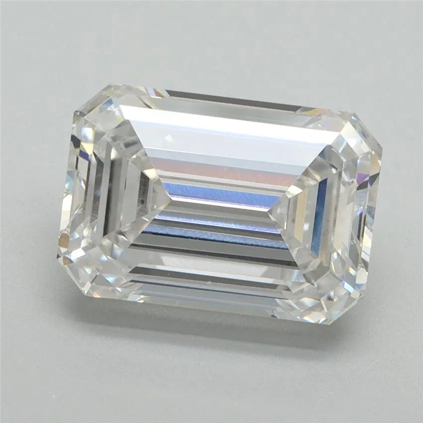 4.52ct Emerald Lab Grown Diamond (Colour D, Clarity VVS2, IGI Certified)