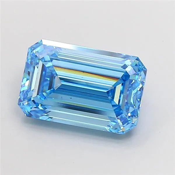 4.52ct Emerald Lab Grown Diamond (Colour Fancy Vivid Blue, Clarity VS1, IGI Certified)