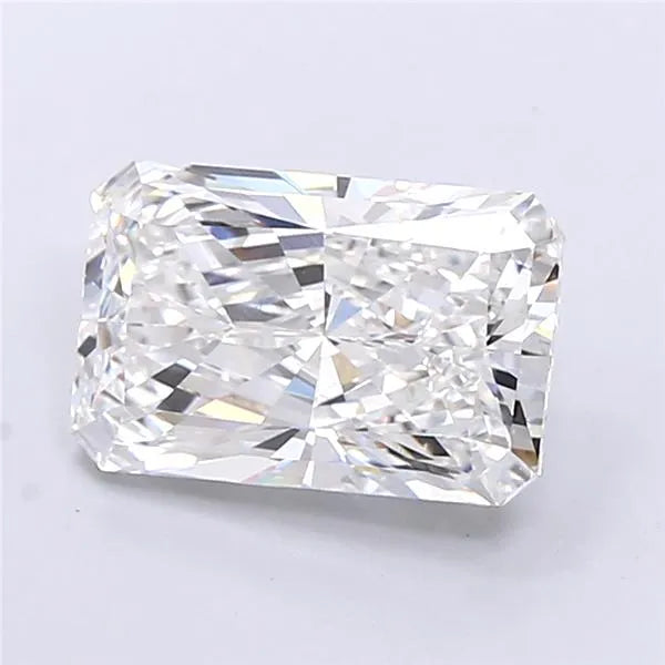4.52ct Radiant Lab Grown Diamond (Colour E, Clarity VVS2, IGI Certified)