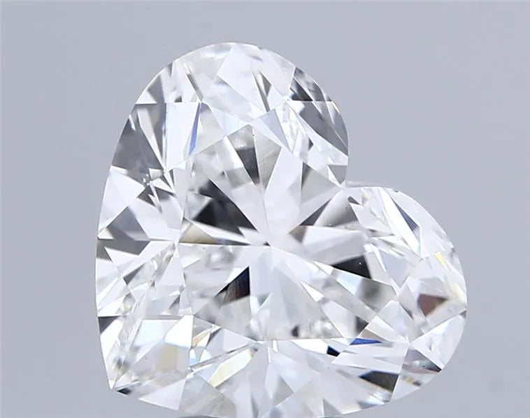 4.53ct Heart Lab Grown Diamond (Colour E, Clarity VVS2, IGI Certified)