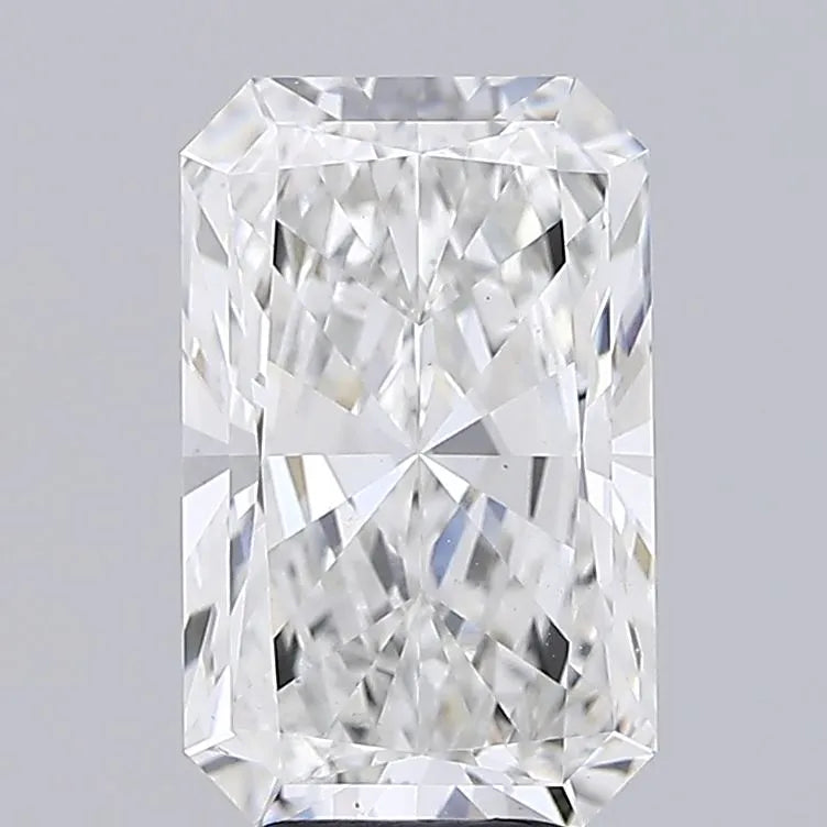 4.57ct Radiant Lab Grown Diamond (Colour E, Clarity VS1, IGI Certified)