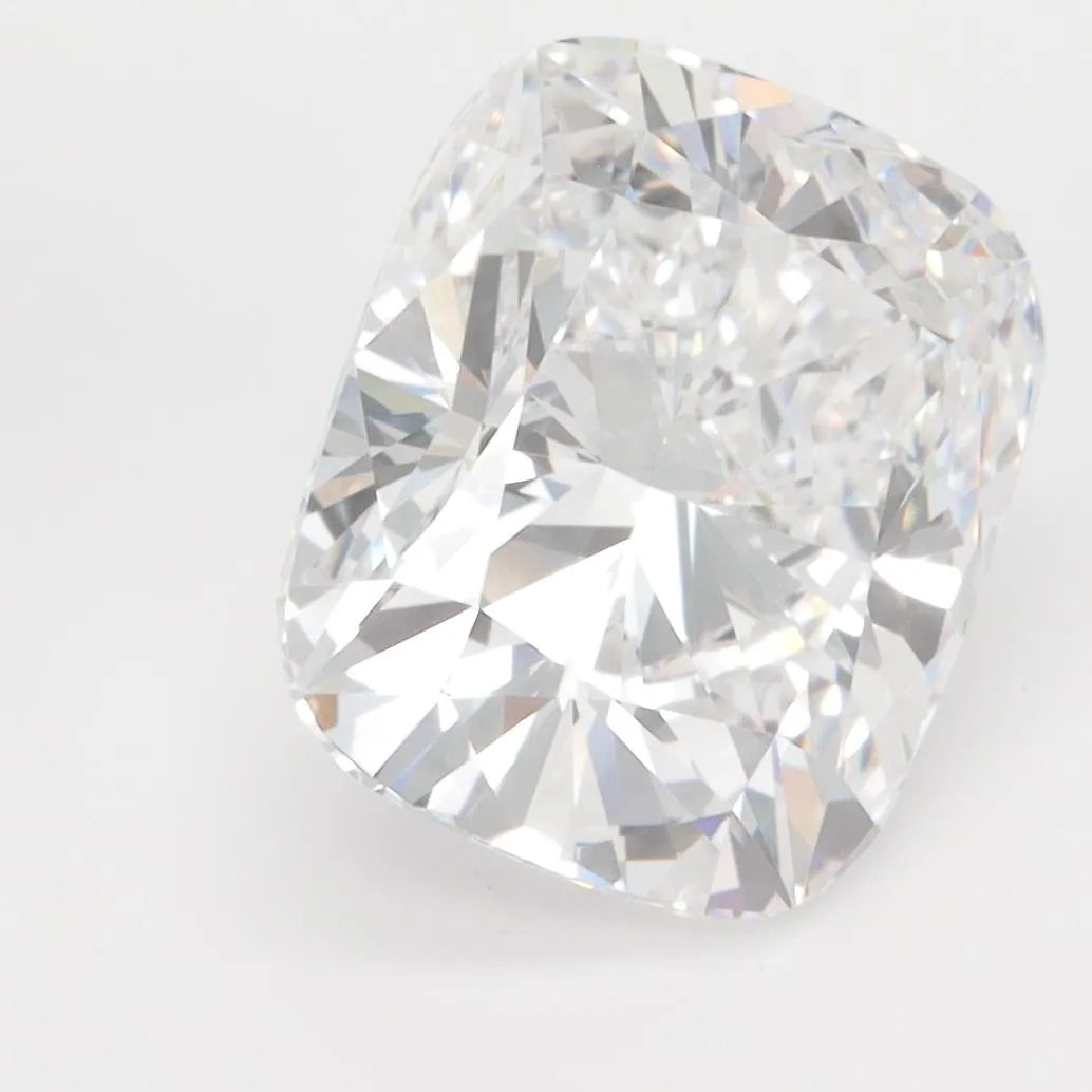 4.58ct Cushion modified Lab Grown Diamond (Colour D, Clarity VVS2, IGI Certified)