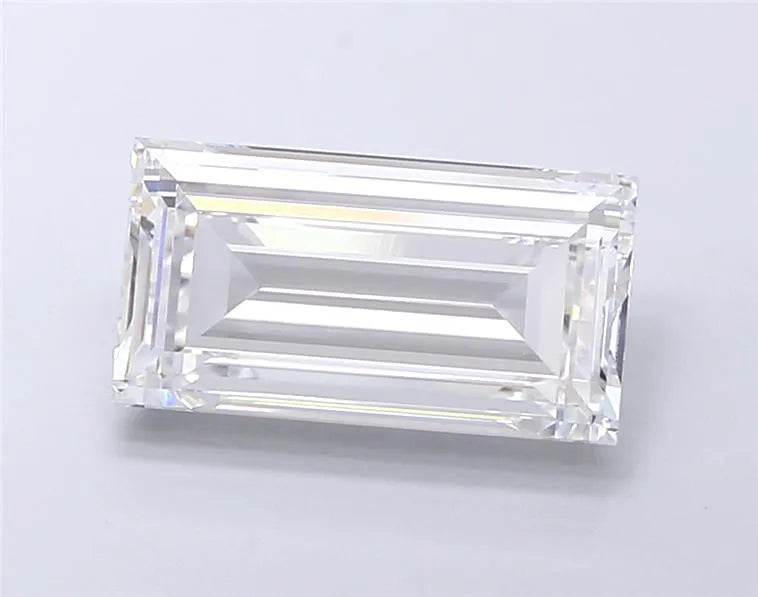 4.59ct Baguette Lab Grown Diamond (Colour E, Clarity VVS2, IGI Certified)
